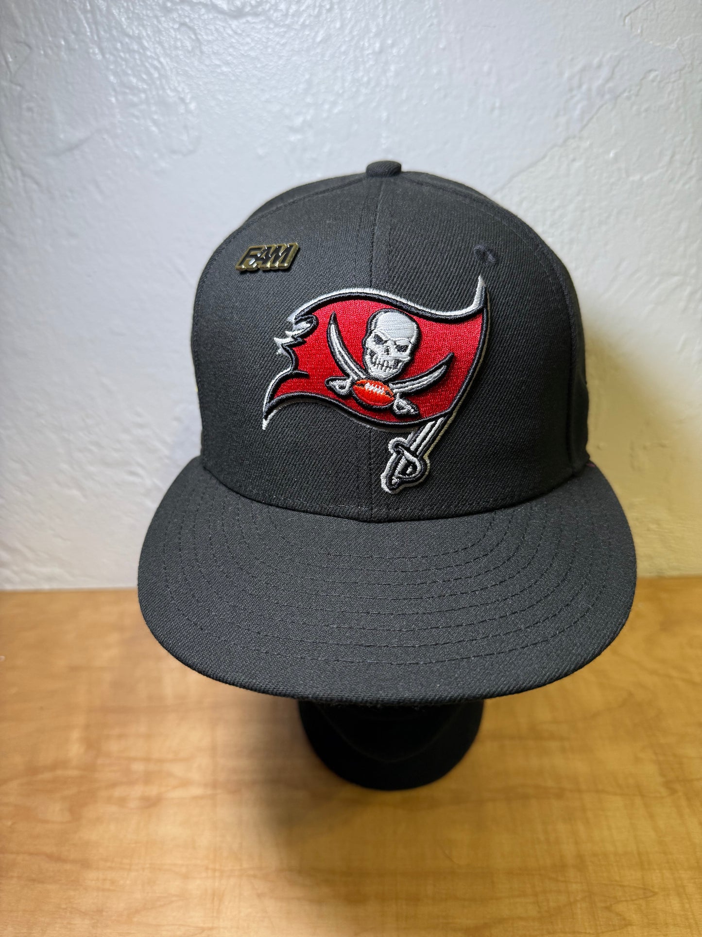 New Era Tampa Bay Buccaneers Super Bowl XXXVII Size 7