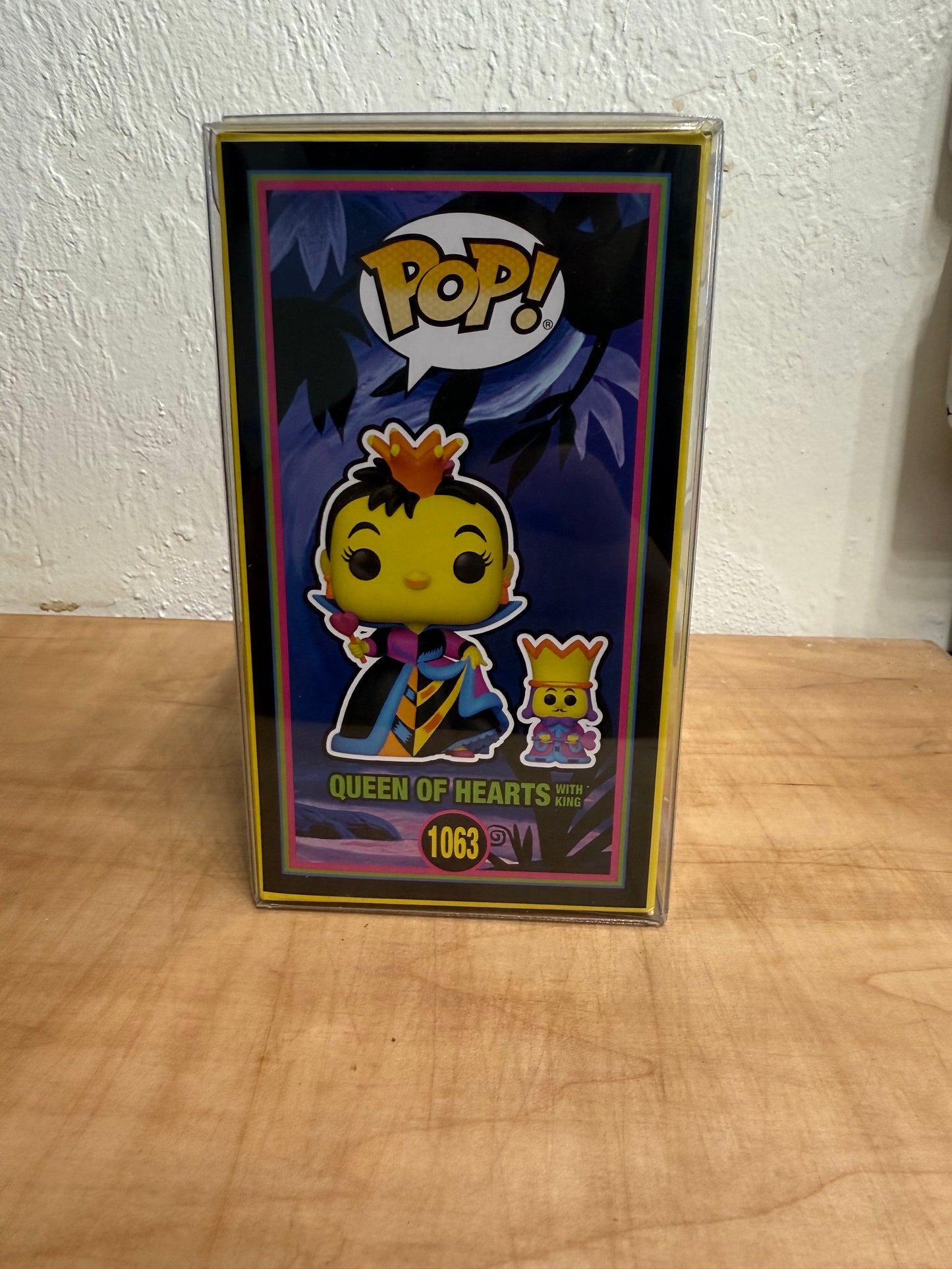 Funko Pop Disney Alice In Wonderland 1063 Queen Of Hearts Vinyl Figure New