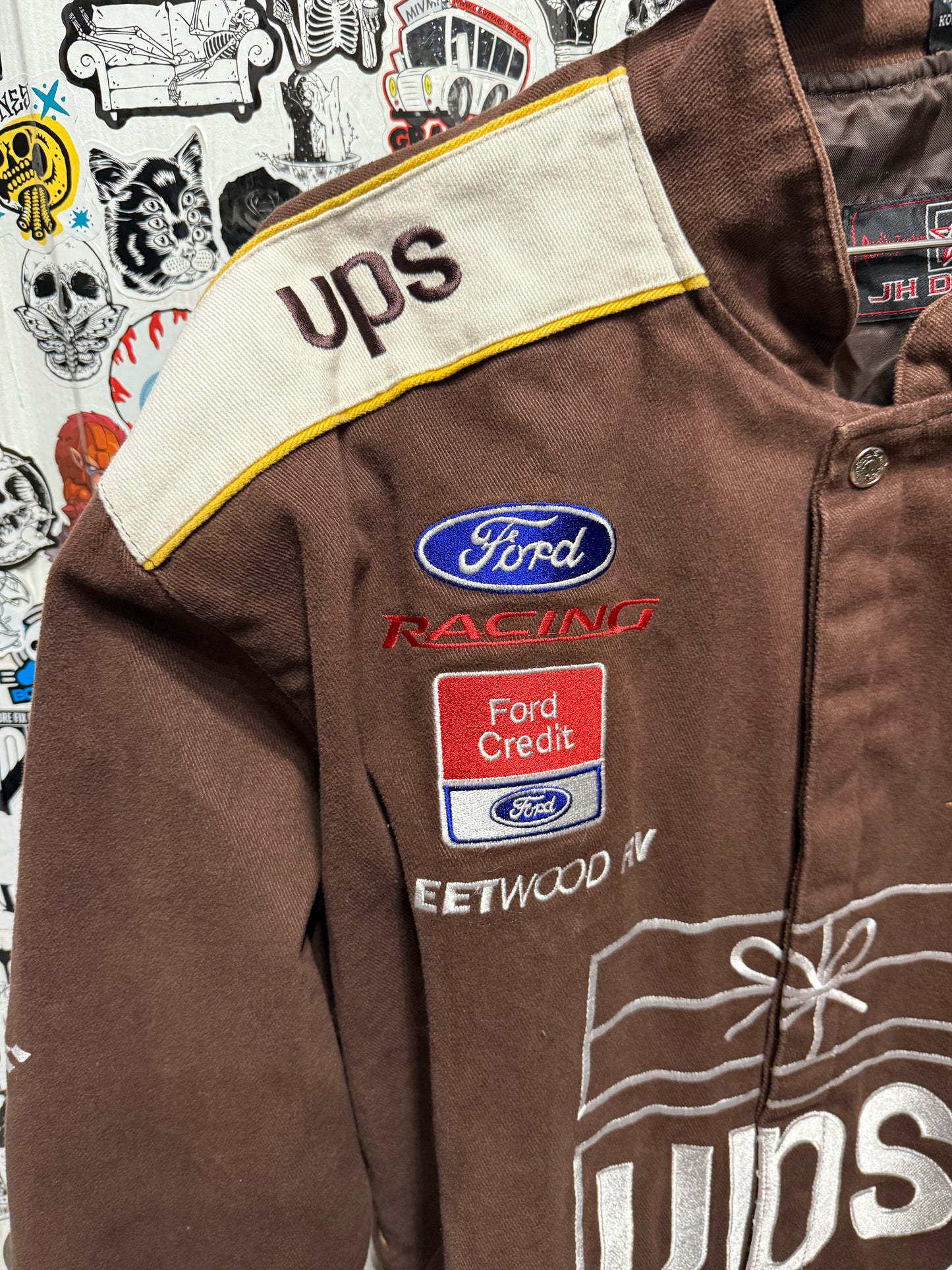 JH Design Dale Jarrett UPS Racing NASCAR Jacket Size XL