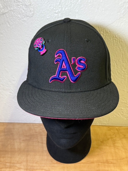 New Era x Hat Club Oakland A's Cyberpunk Size 7